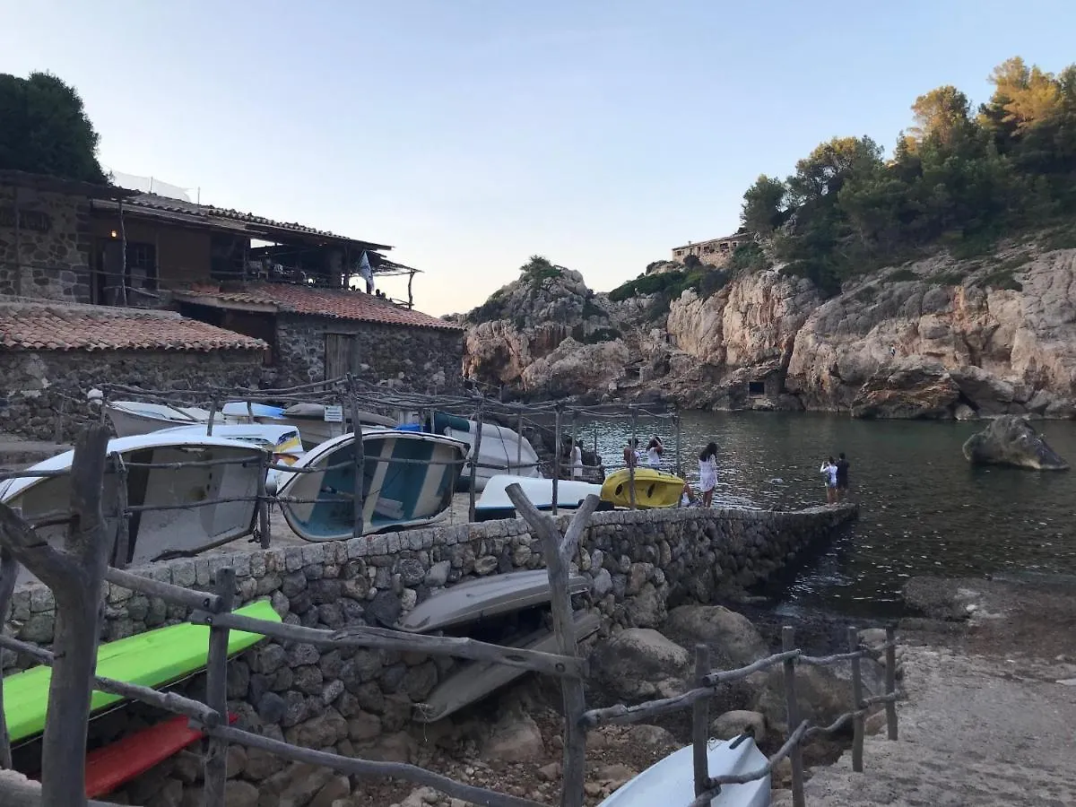 Ca La Dolors Villa Deià İspanya